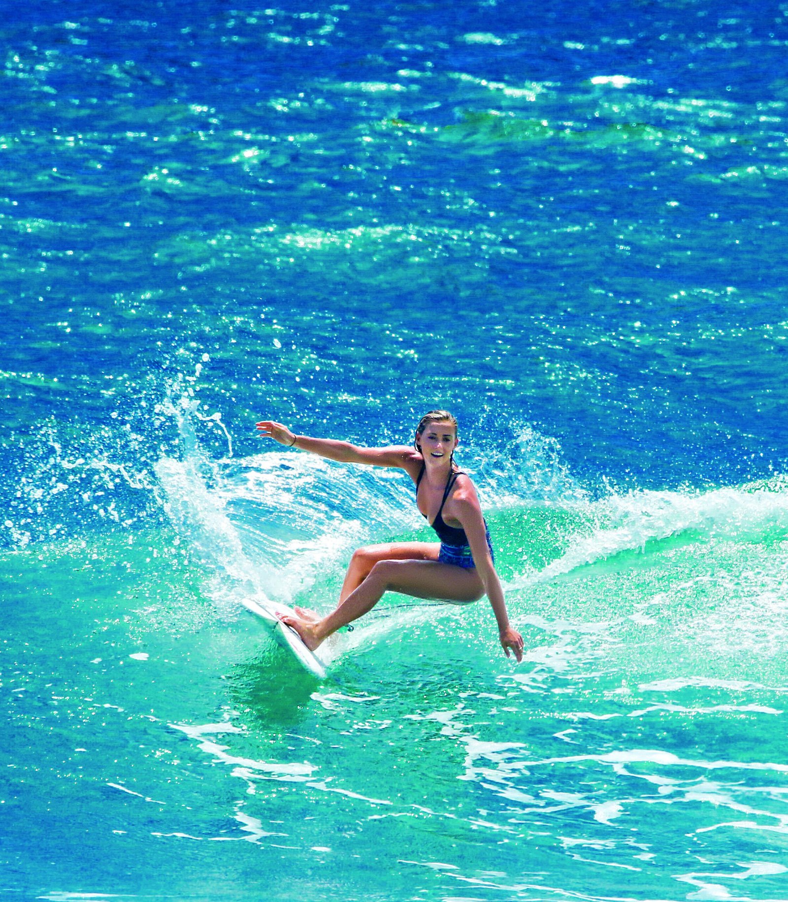 Chelsea Tuach, ambassadrice du surf de la Barbade